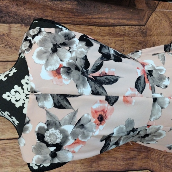 EUC db established 1962 Floral Pink Black and Grey Dress - Picture 5 of 13